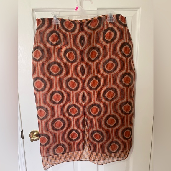 XL skirt with contrasting slip - Picture 2 of 4